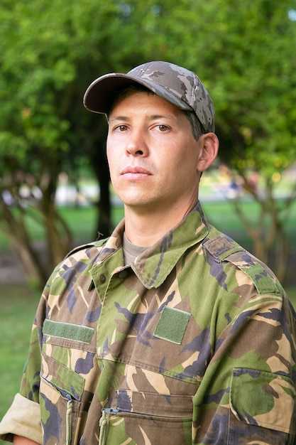 Форма для офицеров: отличия и особенности