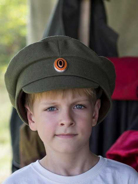 Процесс изготовления кепи для военных