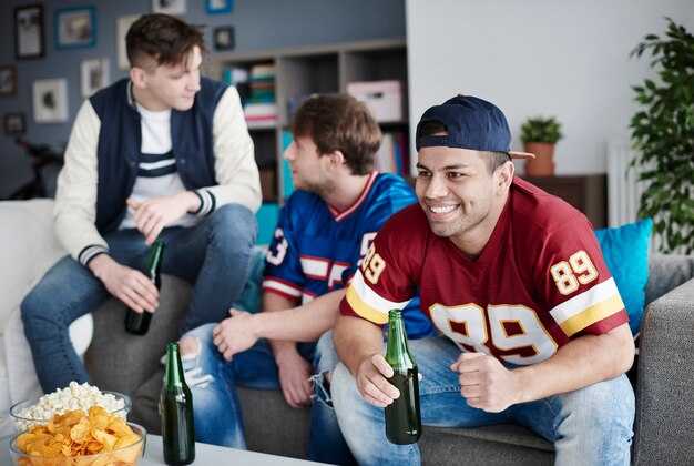 Команды с наибольшими шансами на выход в плей-офф