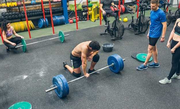 Разработка тренировочной программы для пауэрлифтинга